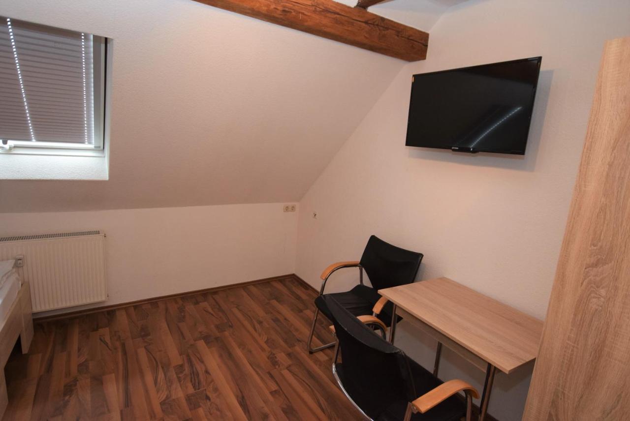 Nuertingen Zimmer Eksteriør bilde