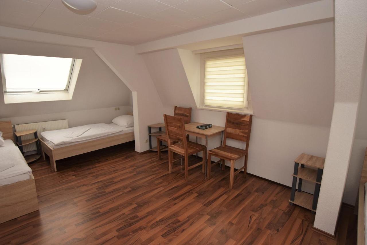 Nuertingen Zimmer Eksteriør bilde