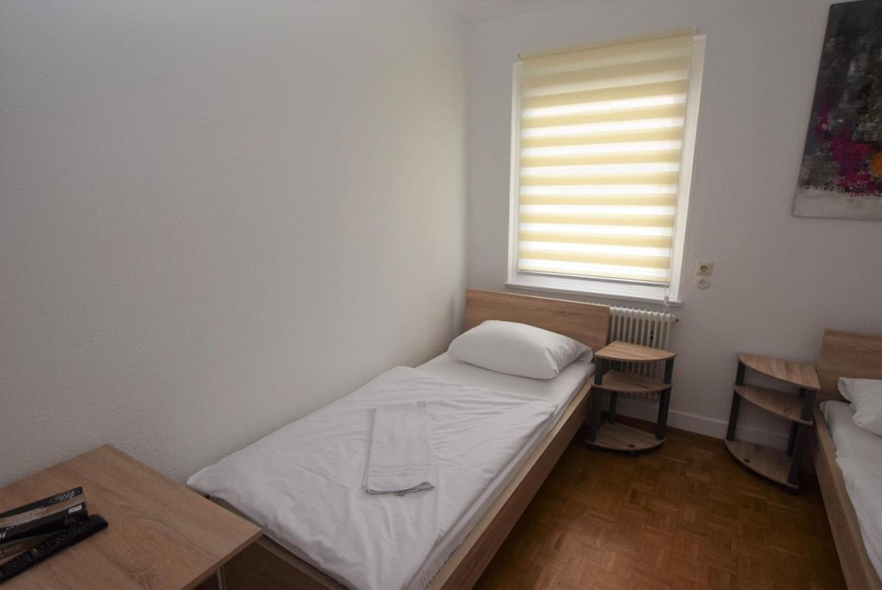 Nuertingen Zimmer Eksteriør bilde